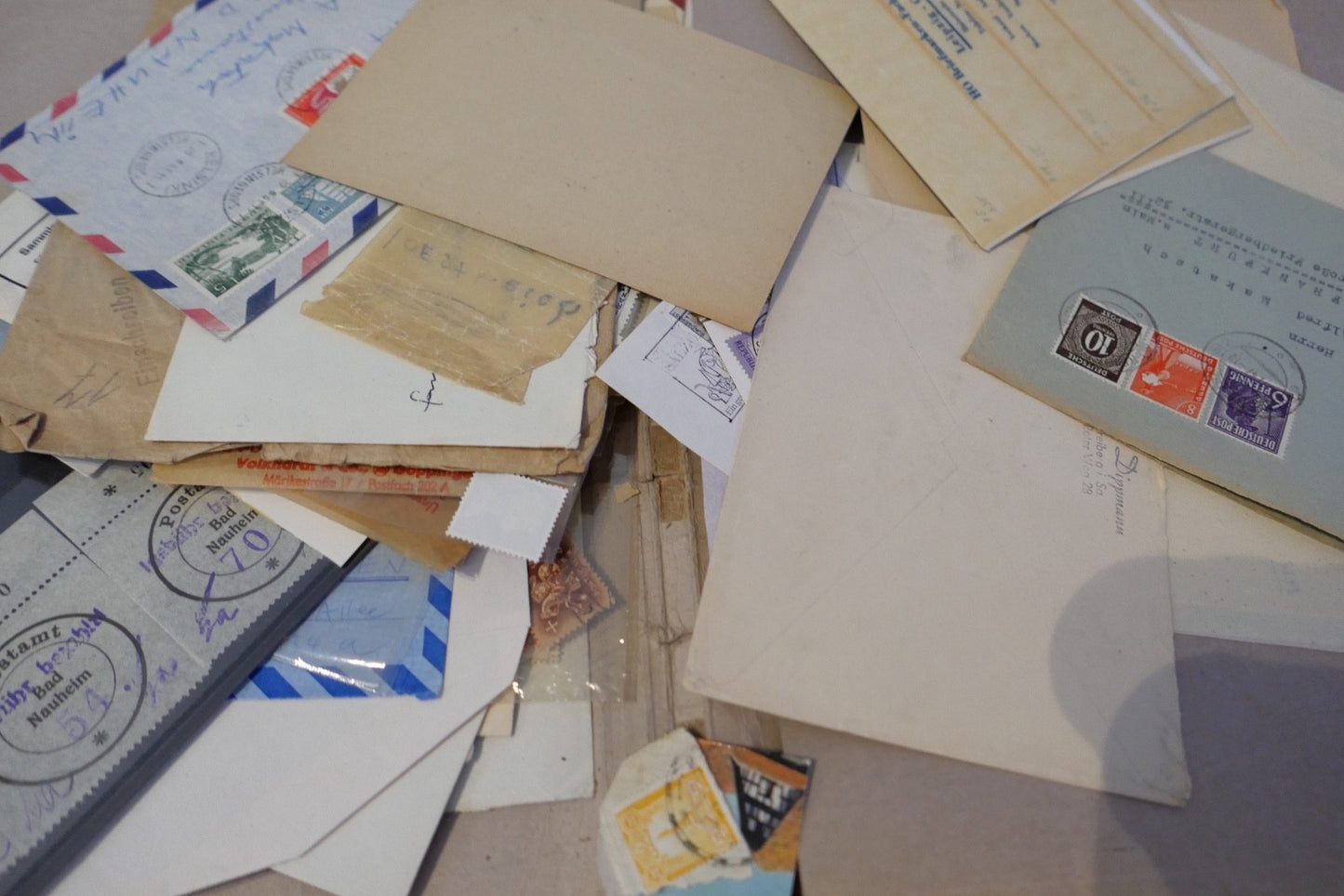 28 Kg Briefmarkennachlass Alben Sammlungen Deutschland Europa Übersee Lose Ware