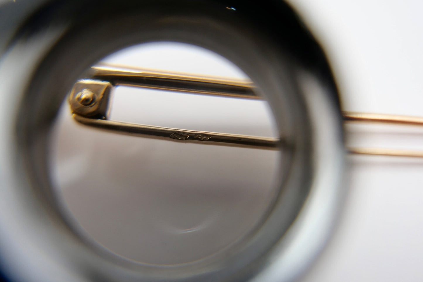 seltene große antike Rotgold Anstecknadel mit Koralle 585 Österreich