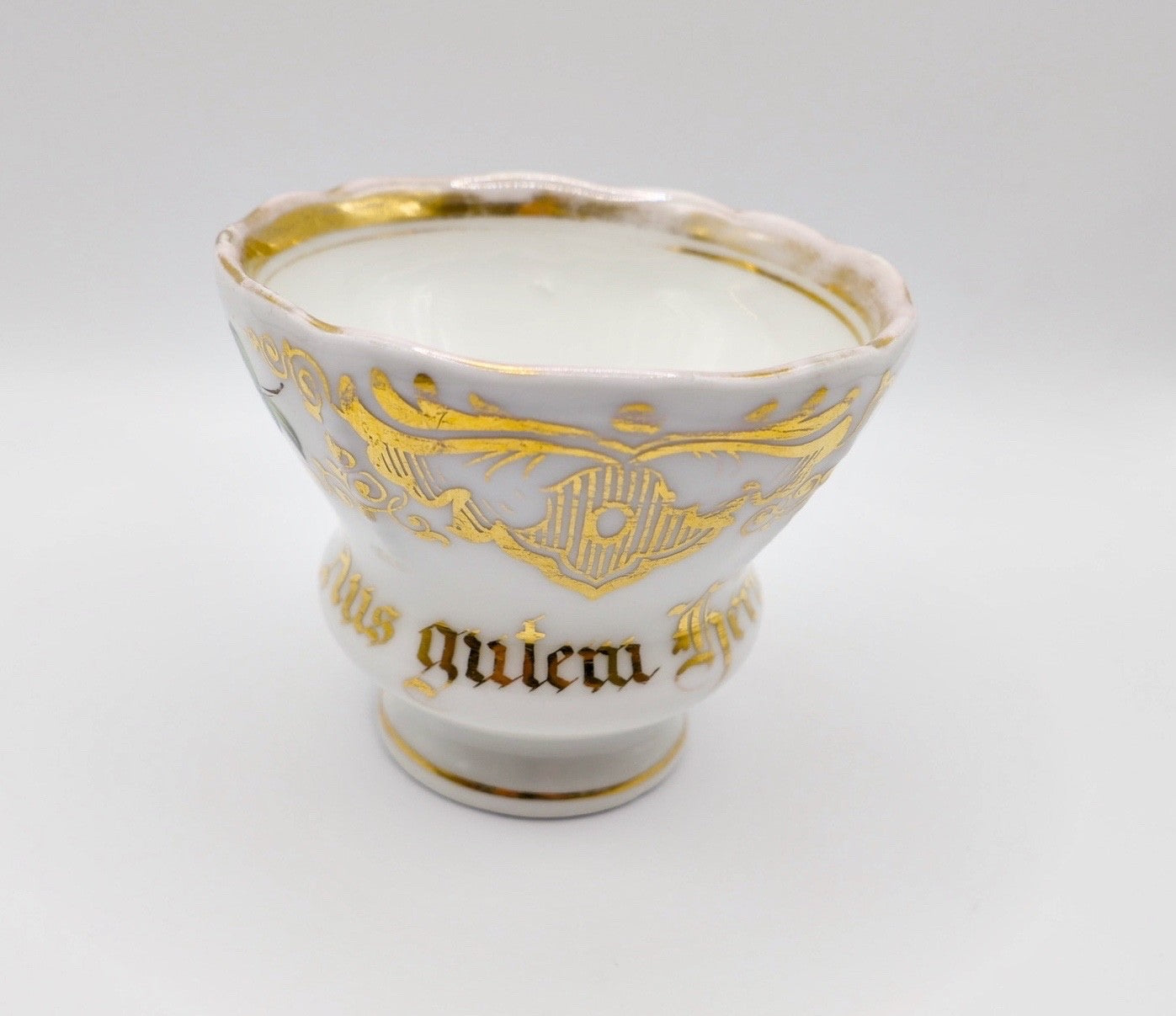 KPM Berlin Tasse Porzellan weiß Gold Blumen Aus gutem Herzen