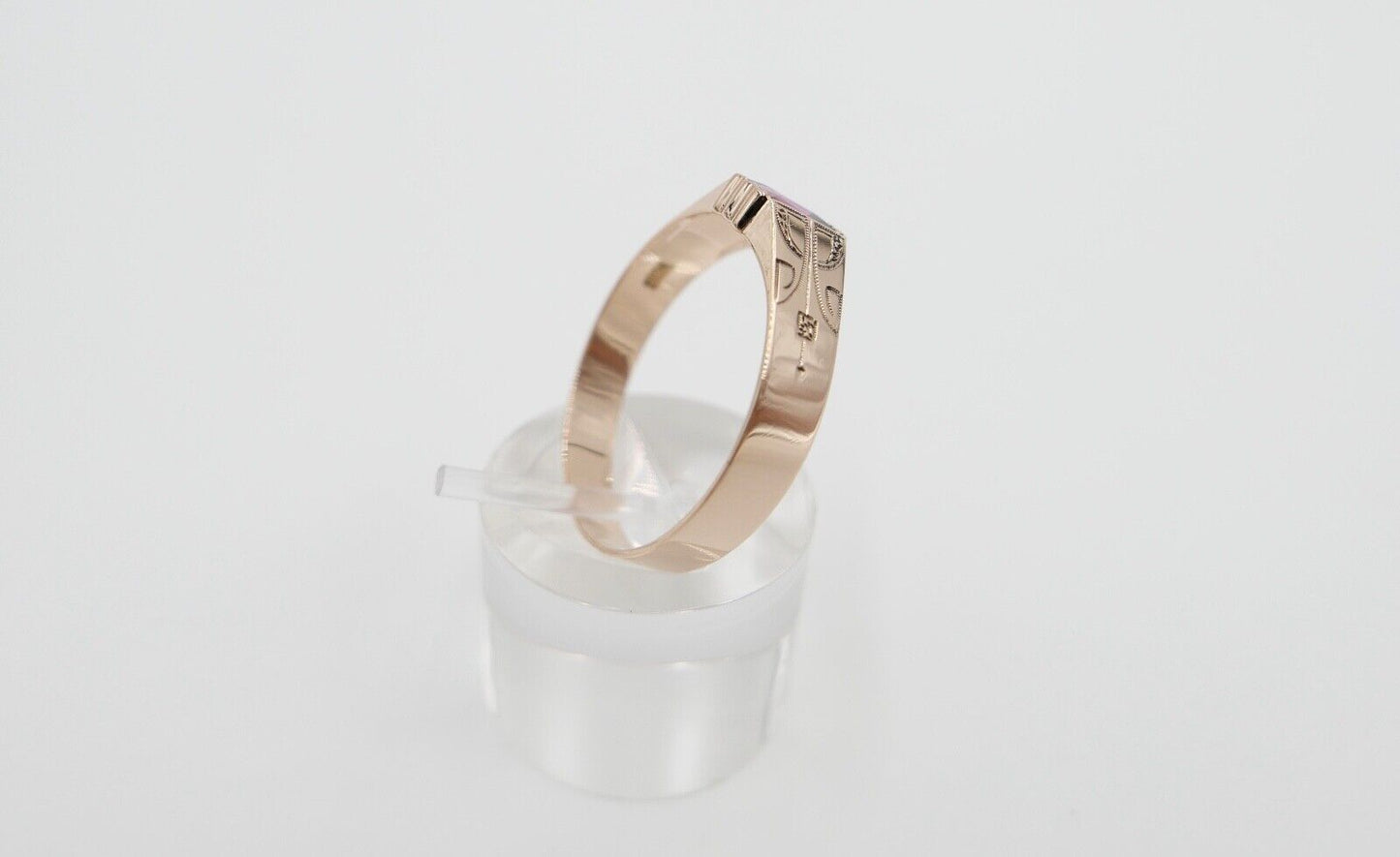 antiker Ring um 1890  handgraviert mit pinkem Granat 585 / 14K Rosegold Gr. 70