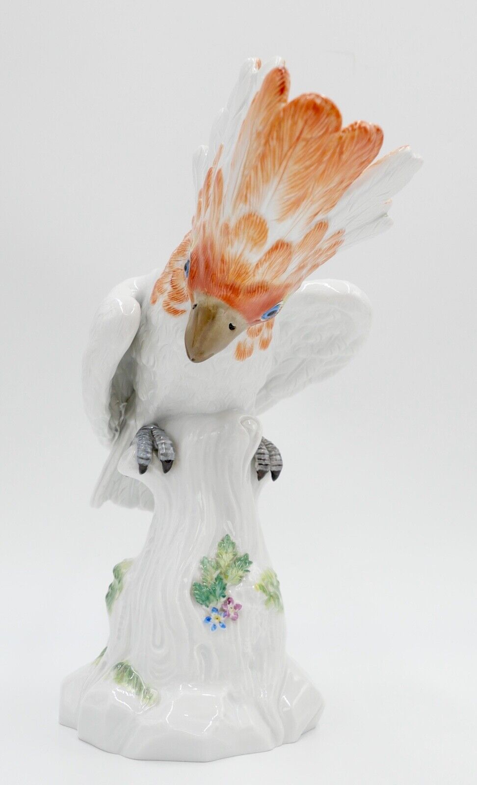 Meissen Porzellanfigur KAKADU Nr. 77034 handbemalt staffiert