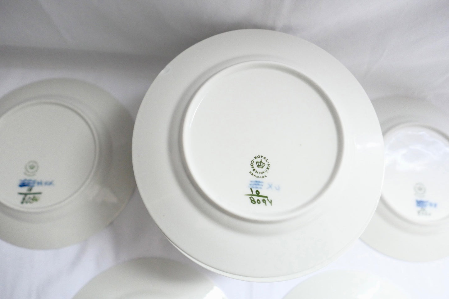 16 Stück ROYAL COPENHAGEN " Blaue Blume " Porzellan Teller 8094