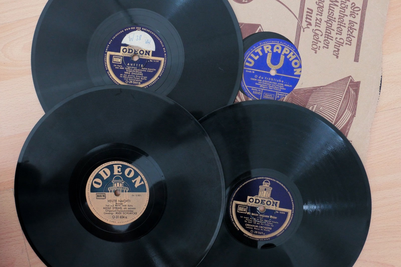Konvolut Schellackplatten 105 Stk Schlager Operette Weihnacht 25 cm 10" Polydor