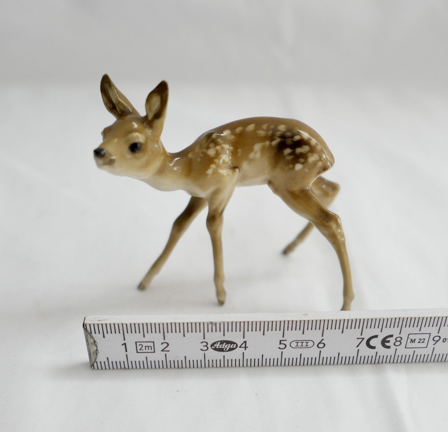 Hutschenreuther kleine Porzellanfigur Rehkitz in OVP Reh Kitz Bambi