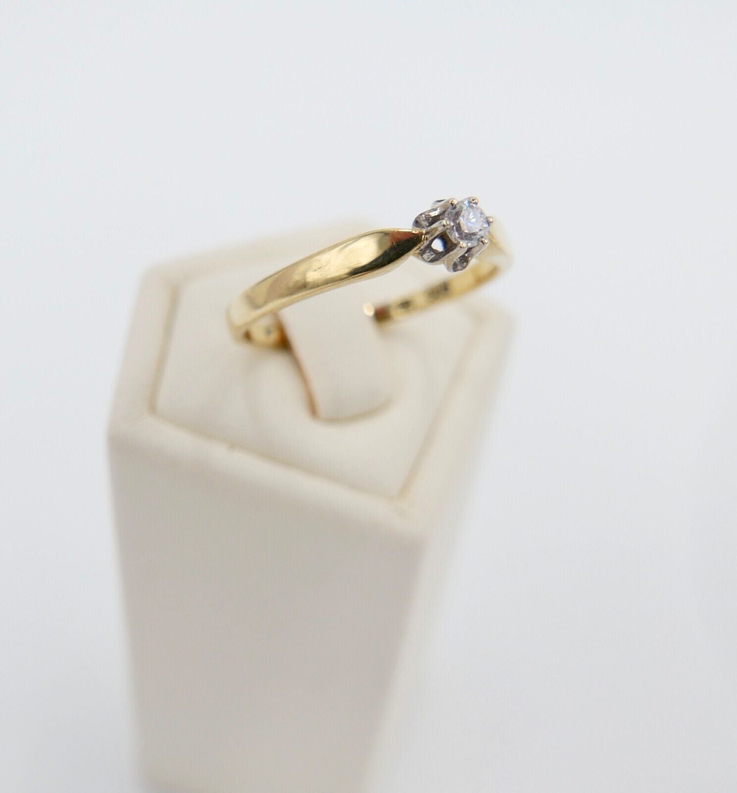 Eleganter Gelbgold Solitär Diamant / Brillant Ring 0,07 Ct 585 14K Gr. 55 