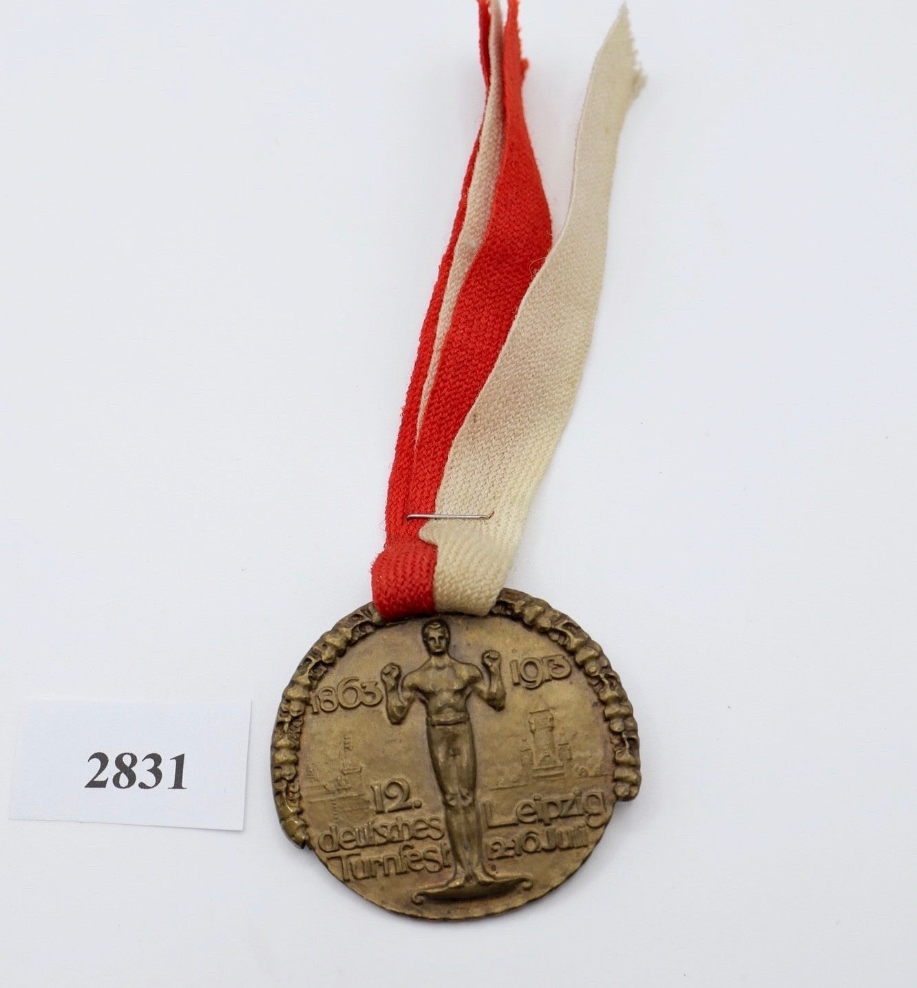 Leipzig 1913 Medaille 12. Deutsches Turnfest Sportabzeichen Kaiserreich am Band
