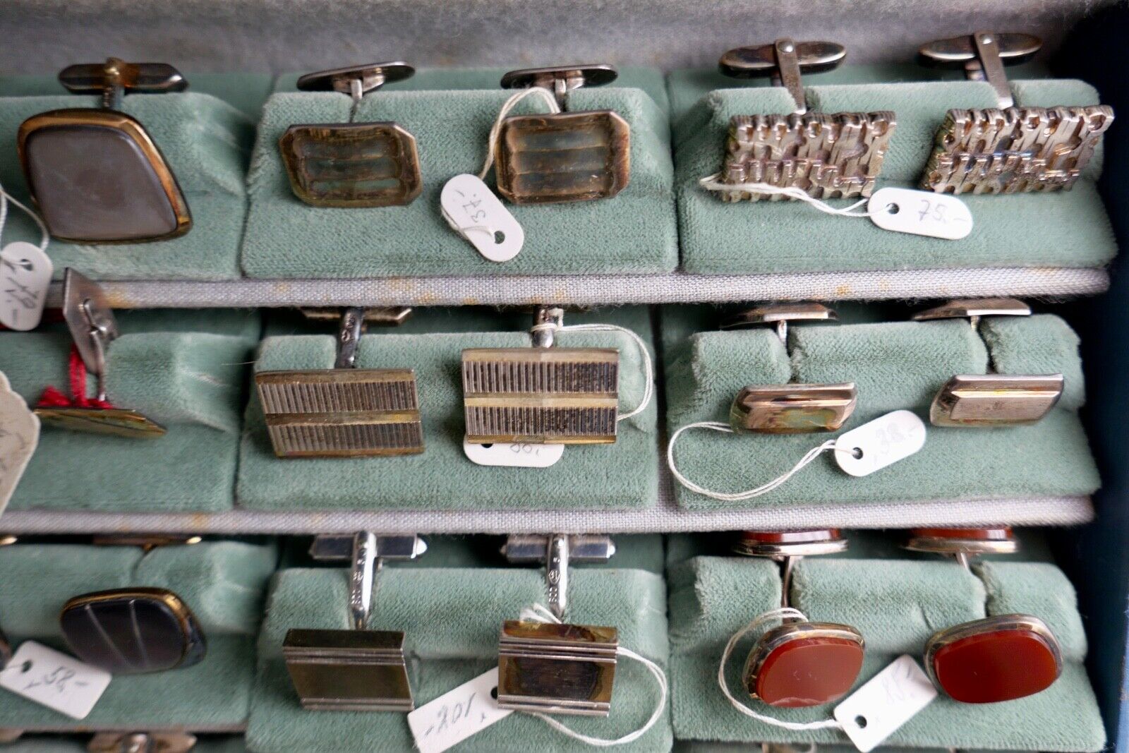 Konvolut SILBER & VERGOLDET Manschettenknöpfe Juwelierauflösung NEU 32 Stück - Antikhandel-Stuttgart