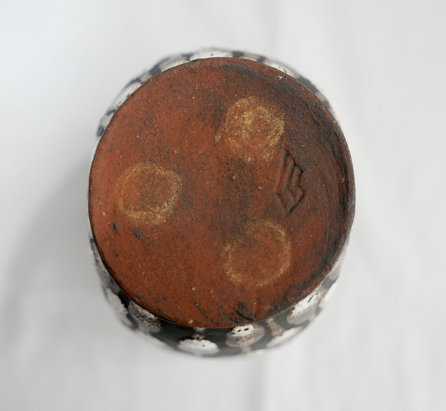 1960er 1970er Keramik Monika Maetzel Blumenvase in schwarz weiß 17 cm Dänemark