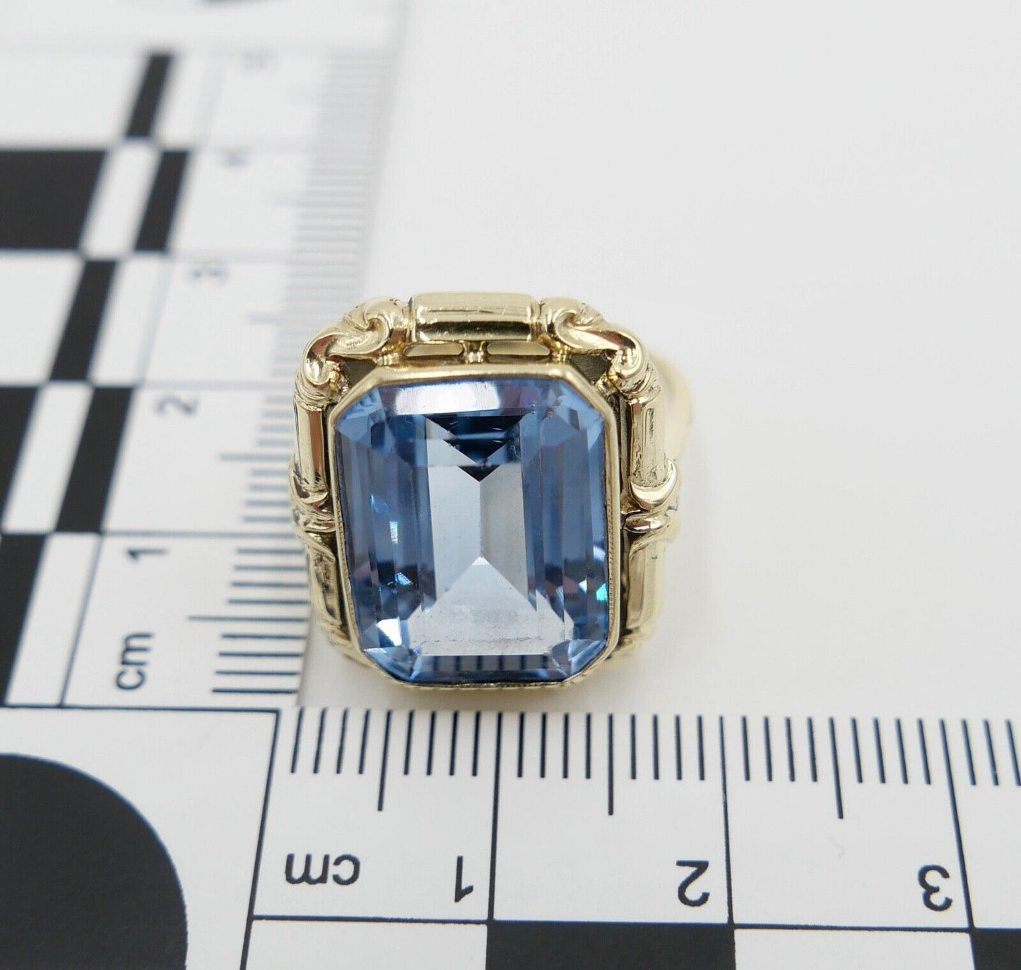 1940er Gold Ring 14K 585 Damenring 9,5 Ct mit blauen synth. Spinell Gr. 53-54