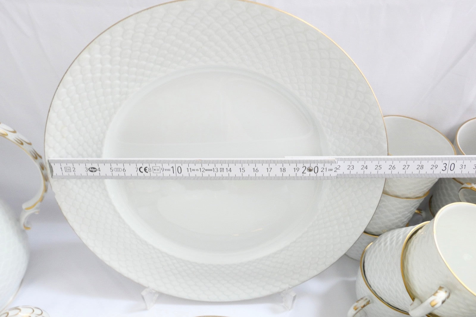 65 Tlg. Ludwigsburg Mokka / Kaffee Service weiß mit Goldrand Schuppenmuster