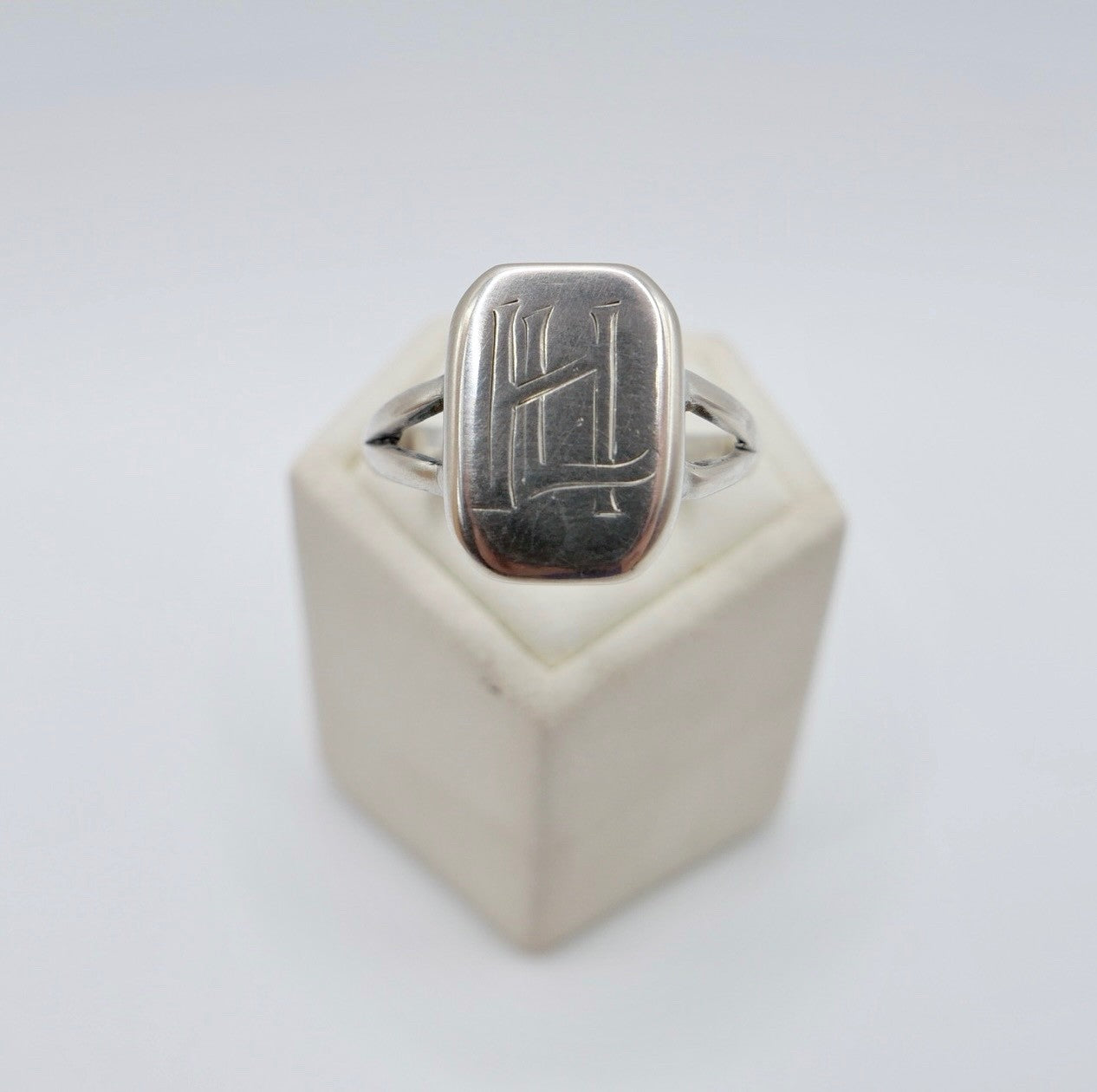 Alter Herren Siegelring 800 Silber Monogramm LH HL Wappenring Gr. 62