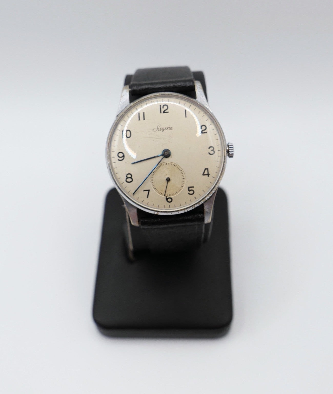Siegerin Vintage Herrenarmbanduhr 33mm Handaufzug 1940er  Kal. Alpina 595