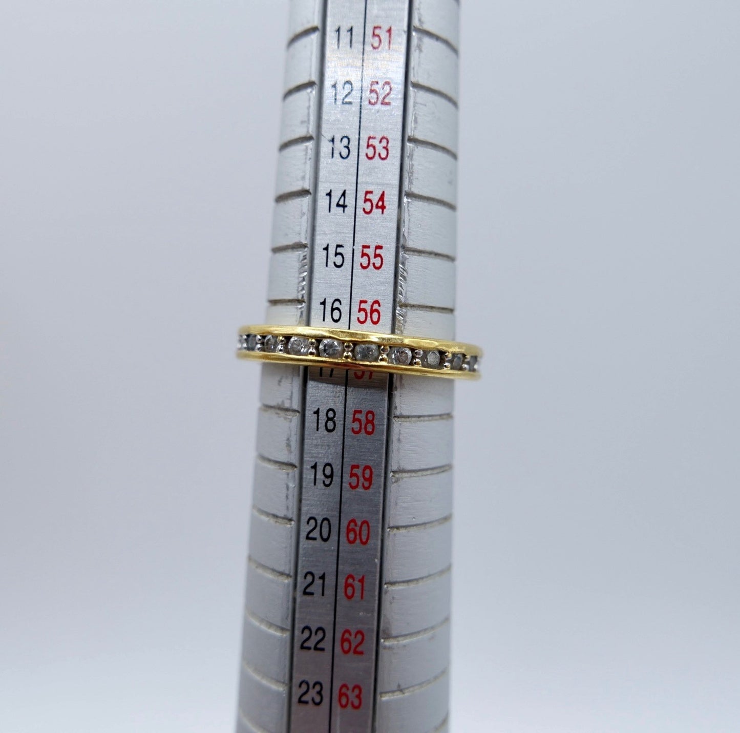 Alter eleganter Eternity Memory Ring vergoldet mit Besatz Gr. 57 mit Hersteller