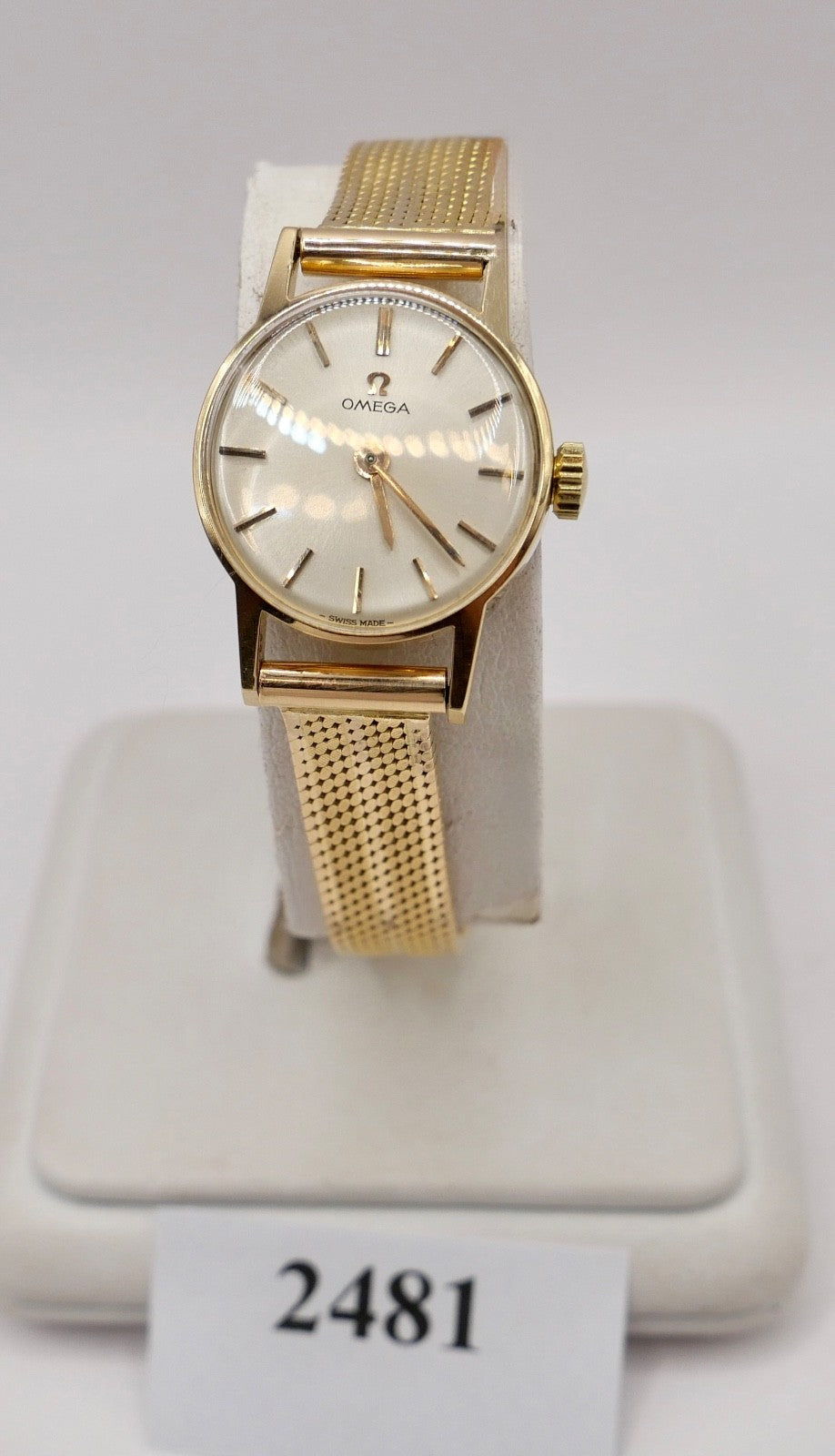 Klassische 1960er Jahre Omega Damenuhr Handaufzug 750 18K Vollgold Cal. 620