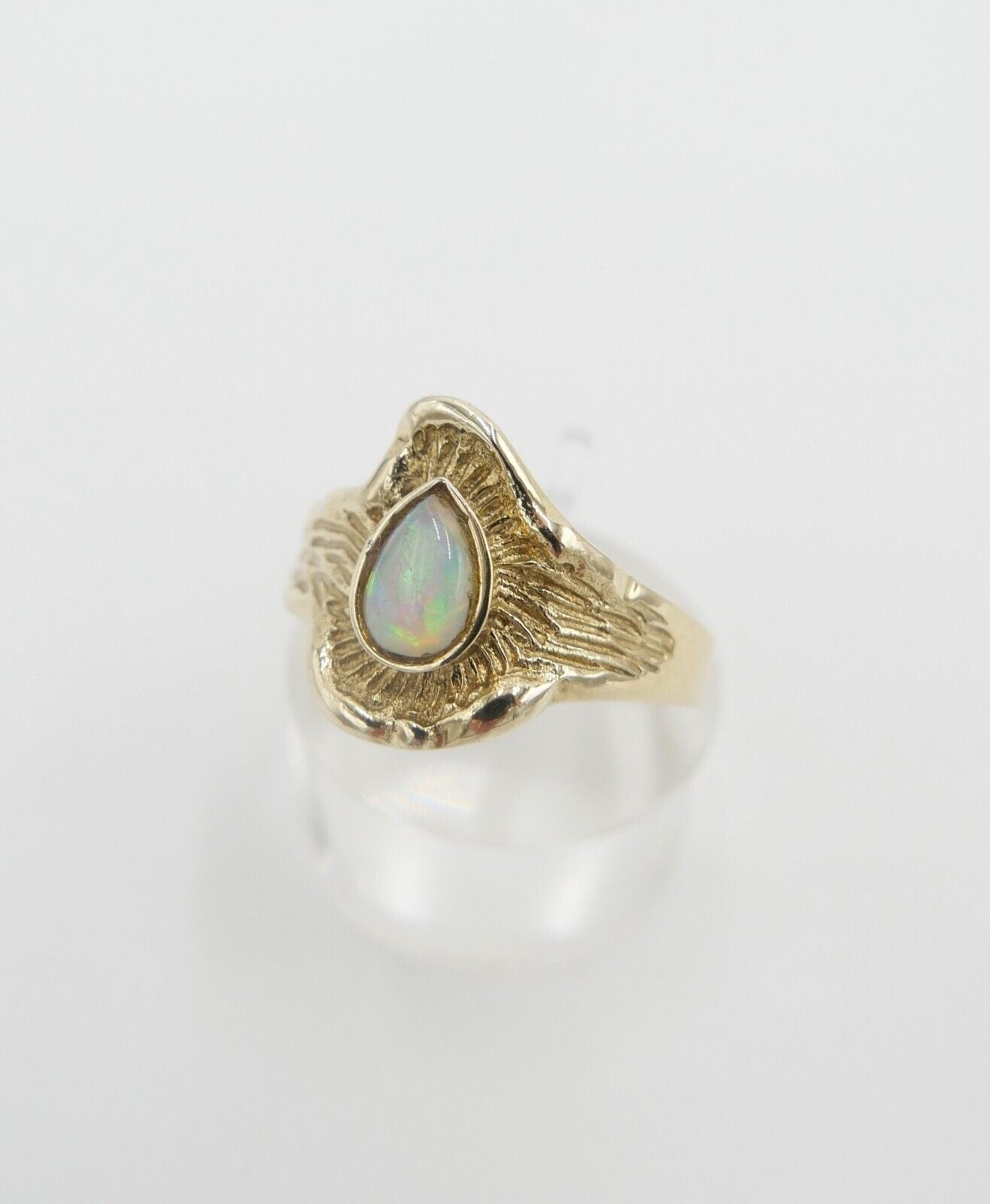 80er Jahre Damenring mit Opal Tropfenform Ring Gold 333 / 8K Gr. 59