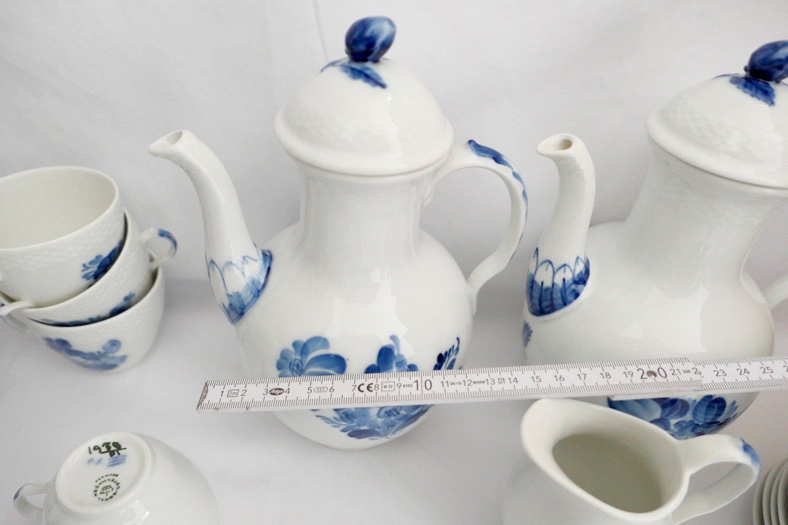 30 Tlg ROYAL COPENHAGEN " Blaue Blume " Kaffee Service Porzellan Teller Tassen