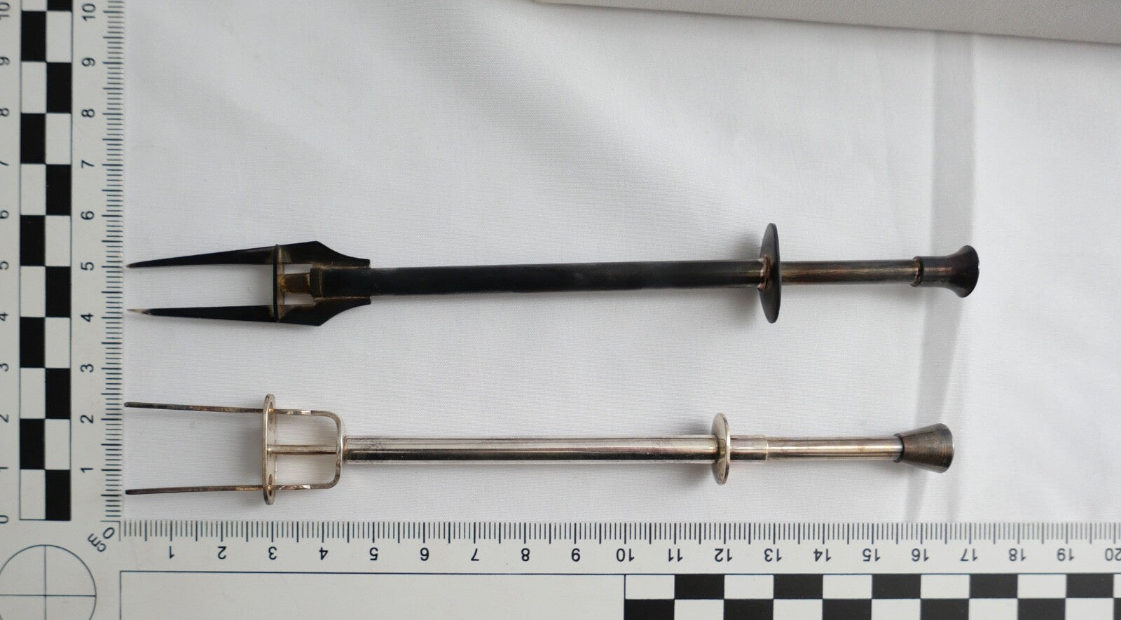 NEU 2x WMF Abstoßgabel Abstreifgabel versilbert  OVP UNBENUTZT 8325 104 & 8313