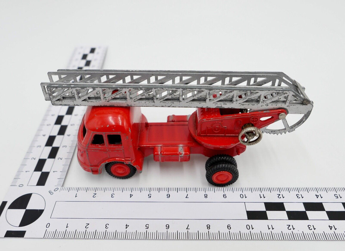 Posten 4 Stück Gama Toys Modellautos Feuerwehr 710 904-5-6 Jeep Militär