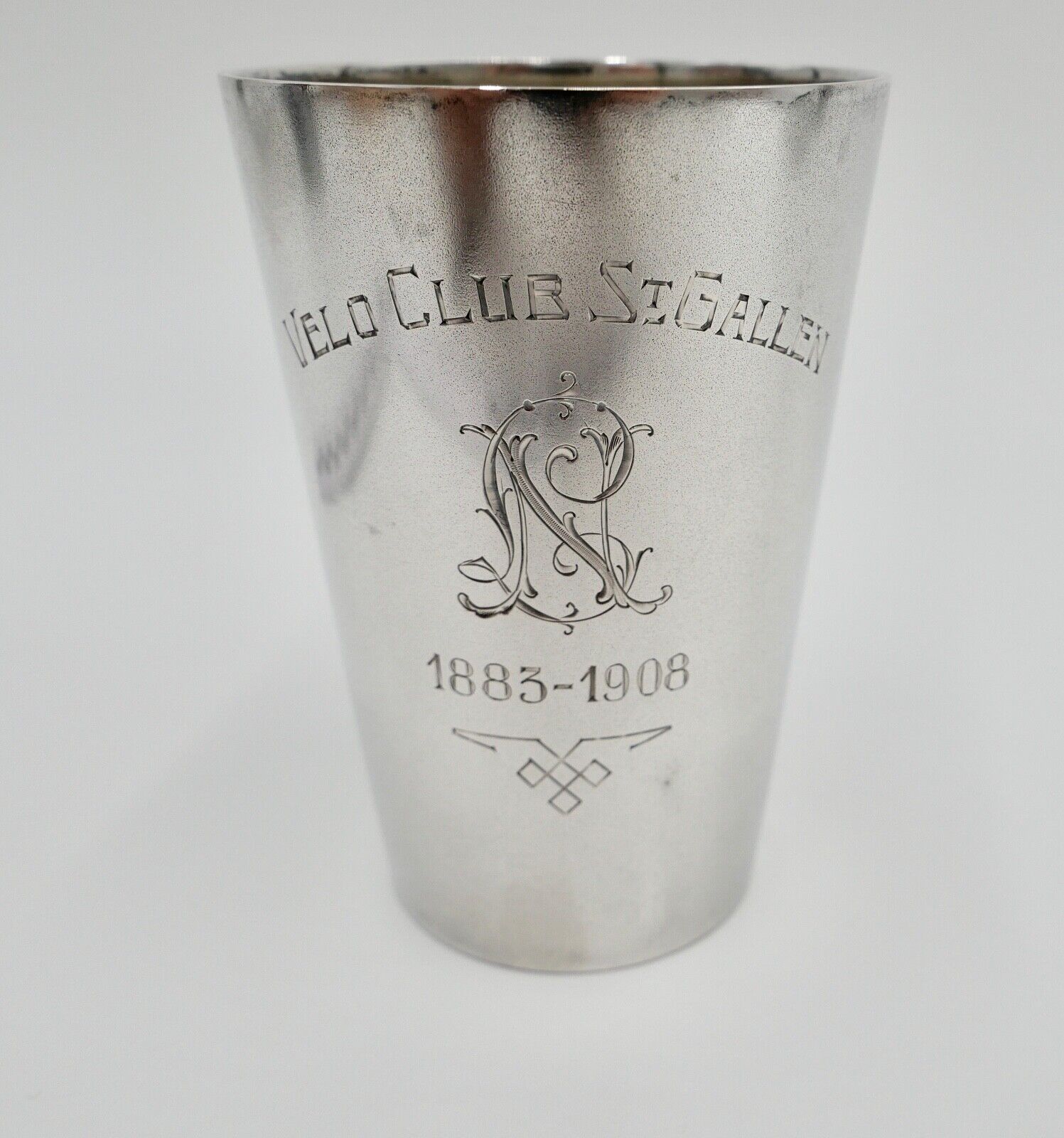 " VELO CLUB " ST. GALLEN 1883-1908 Becher 800 Silber Trinkbecher vergoldet LN