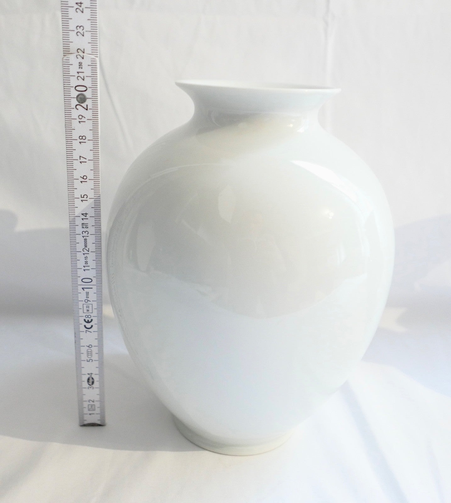 3x Ludwigsburg Porzellan Vasen Vase in weiß