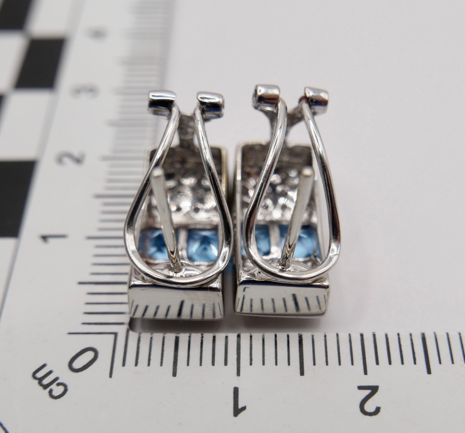 Blautopas & Brillant 750 18K Weißgold Gold Ohrringe 2 Ctw NEUwertig CCF