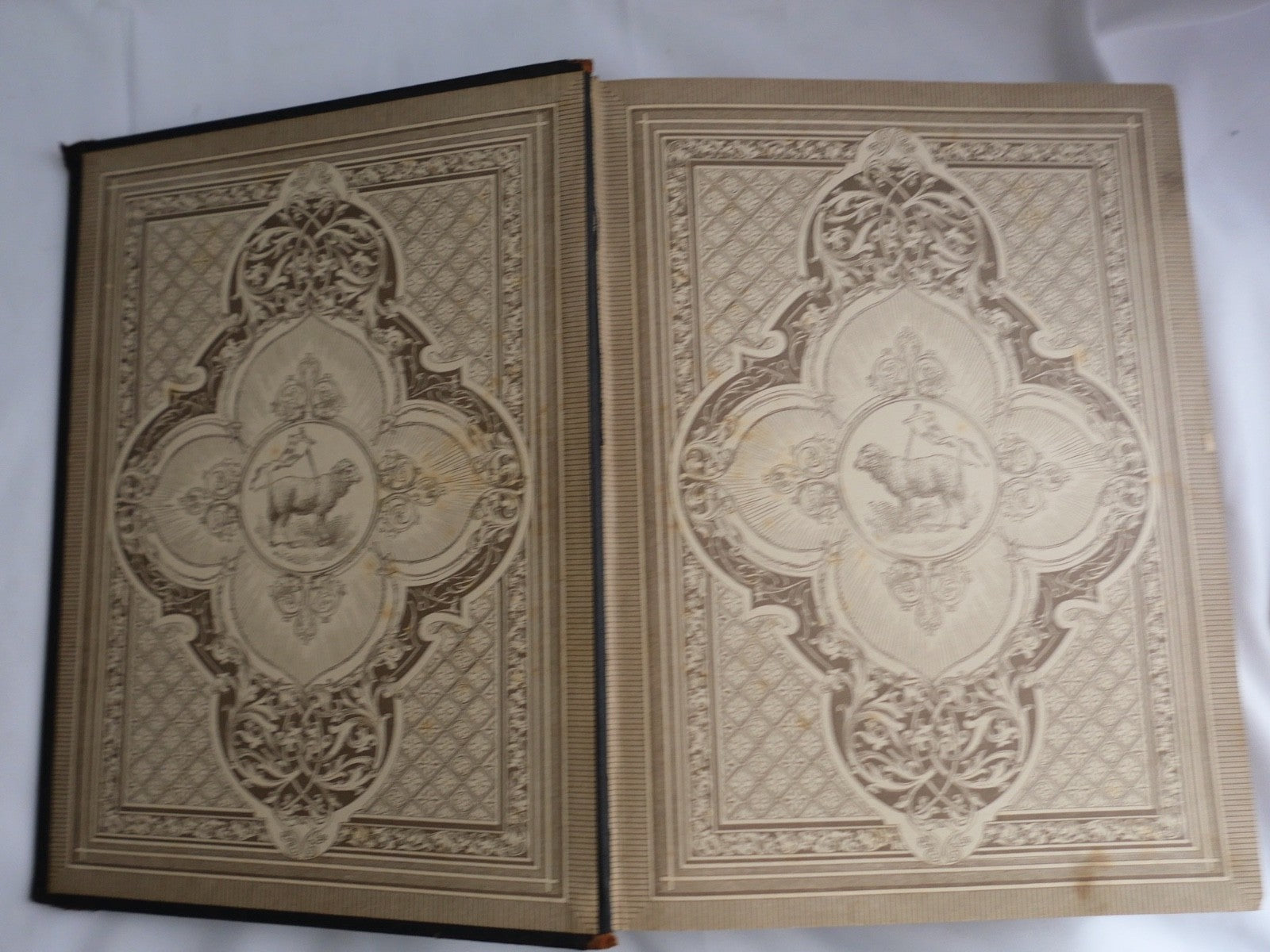 19. Jh  Evangelisches Haus-Predigtbuch Prachteinband Goldprägung Bibel Enßlin