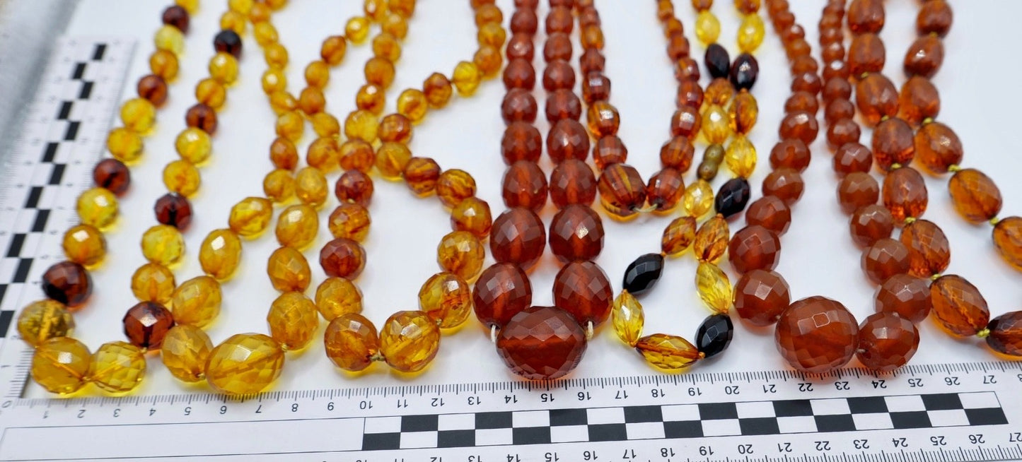 Konvolut Bernstein Ketten Bernsteinkette Königsberger Schliff 9 Stück 328 Gramm