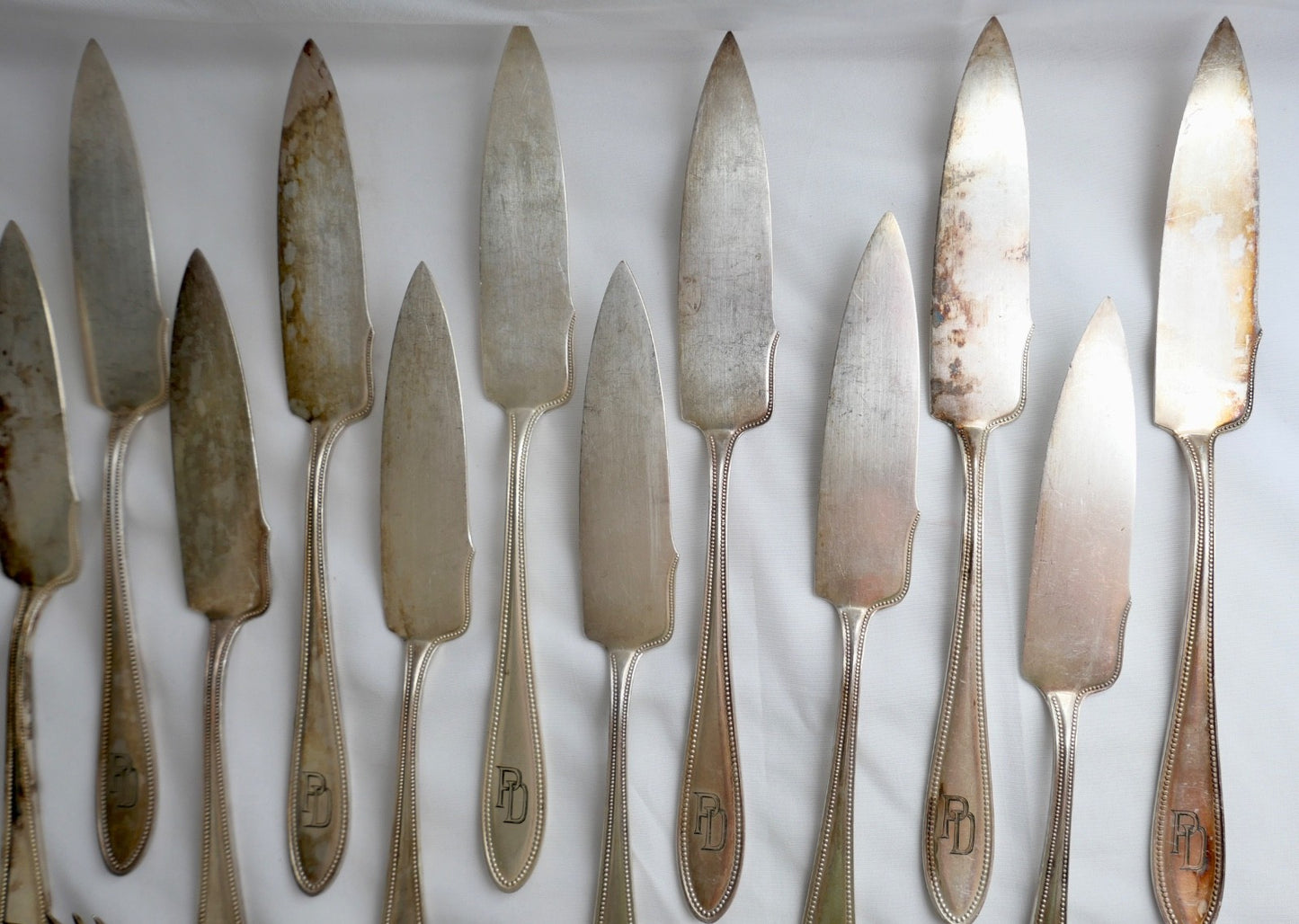 WMF G Perlrand 36 tlg. versilbert I/O Monogram PD um 1910 Straußen Fischbesteck