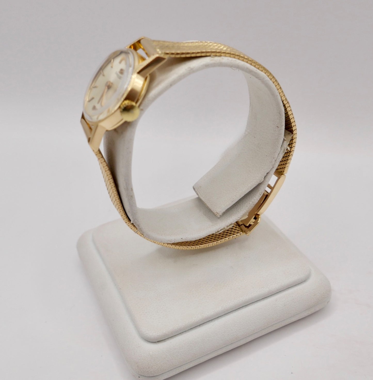 Klassische 1960er Jahre Omega Damenuhr Handaufzug 750 18K Vollgold Cal. 620