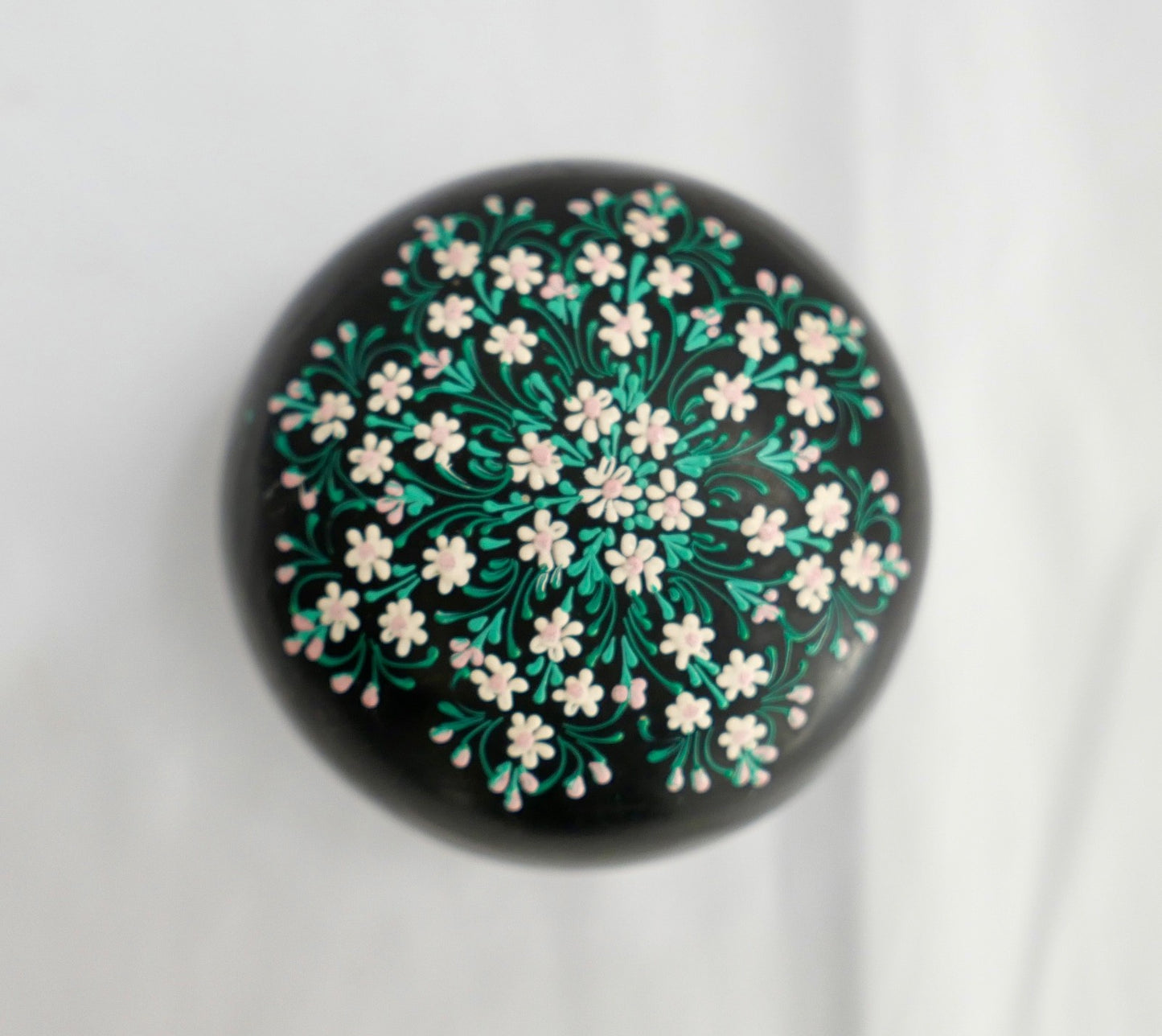 60er 70er Kaschmir Pappmaché Lackdose handbemaltes florales Hazara Blumenmuster