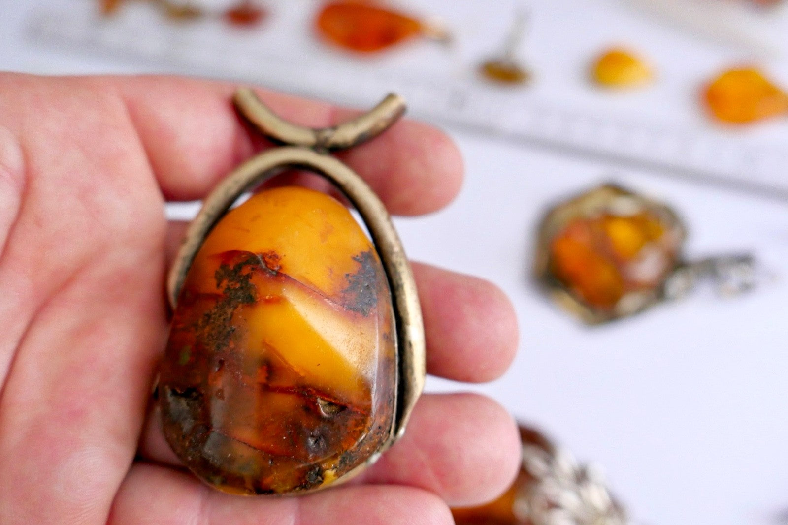 Großes Konvolut Bernstein Schmuck versilbert Anhänger Ring Kreuz Naturbernstein