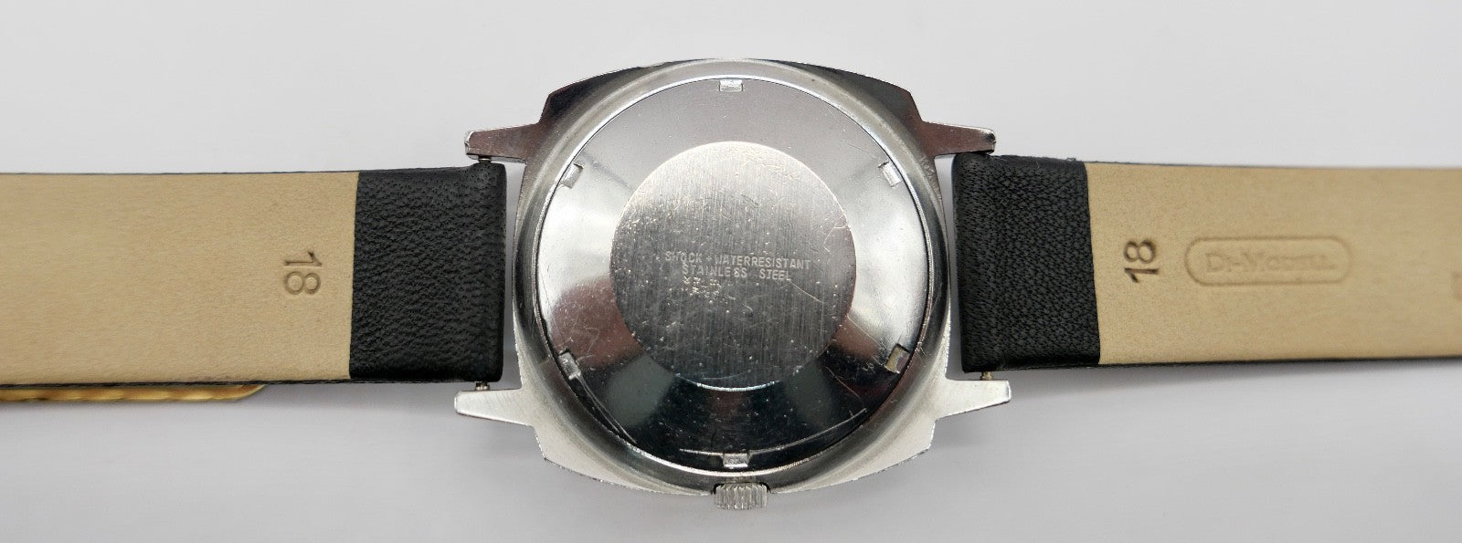 1970er Junghans Automatic Herrenuhr Cal. Eta 2472 schwarzes Zifferblatt