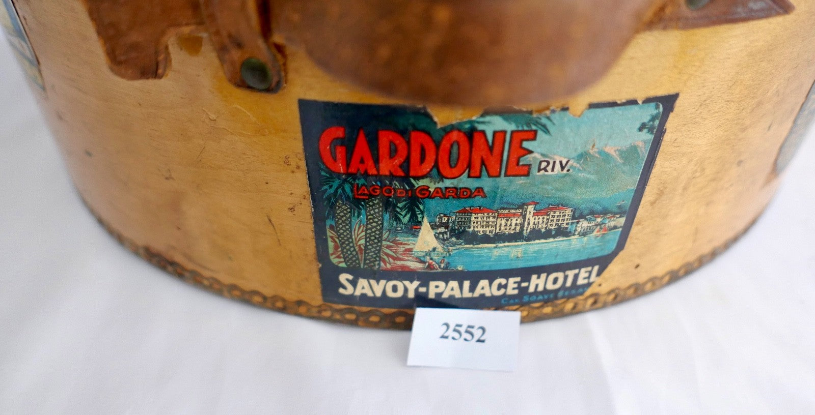 20er 30er Hutschachtel Reisekoffer Holz original Hotel Aufkleber Gardone Riviera