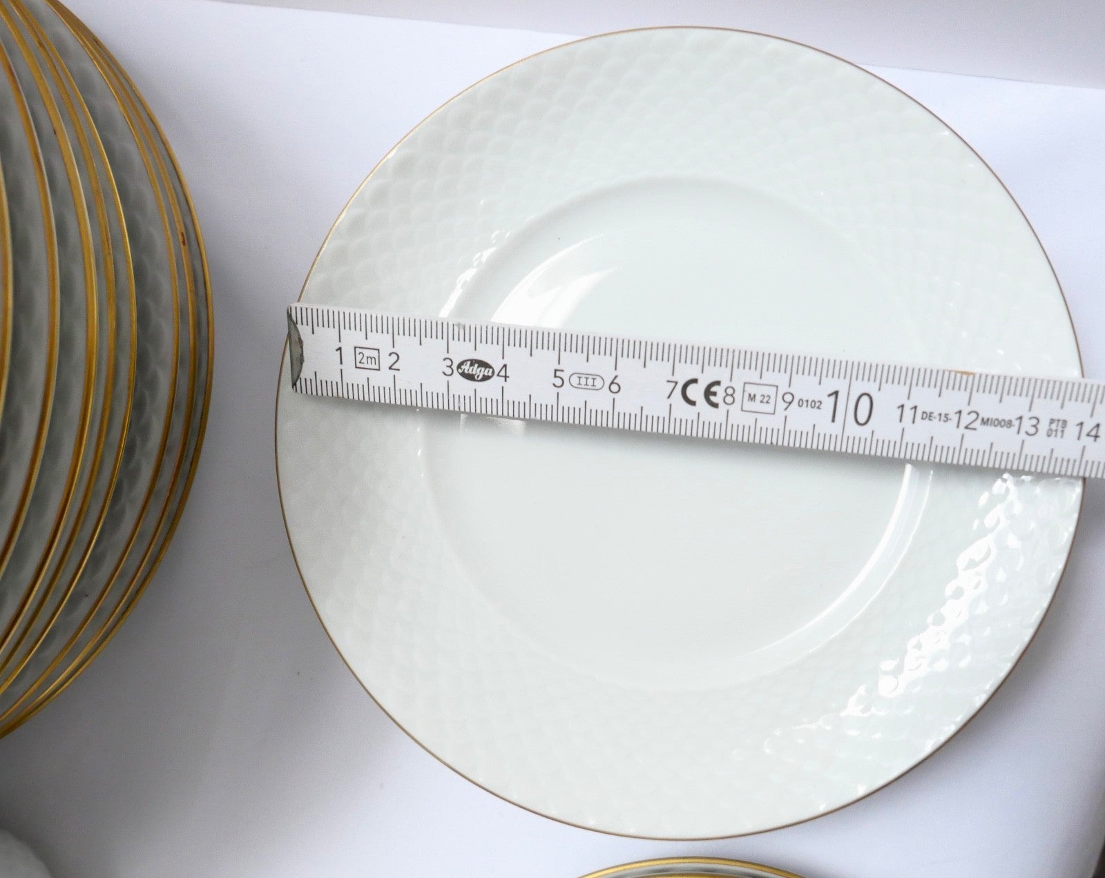 65 Tlg. Ludwigsburg Mokka / Kaffee Service weiß mit Goldrand Schuppenmuster