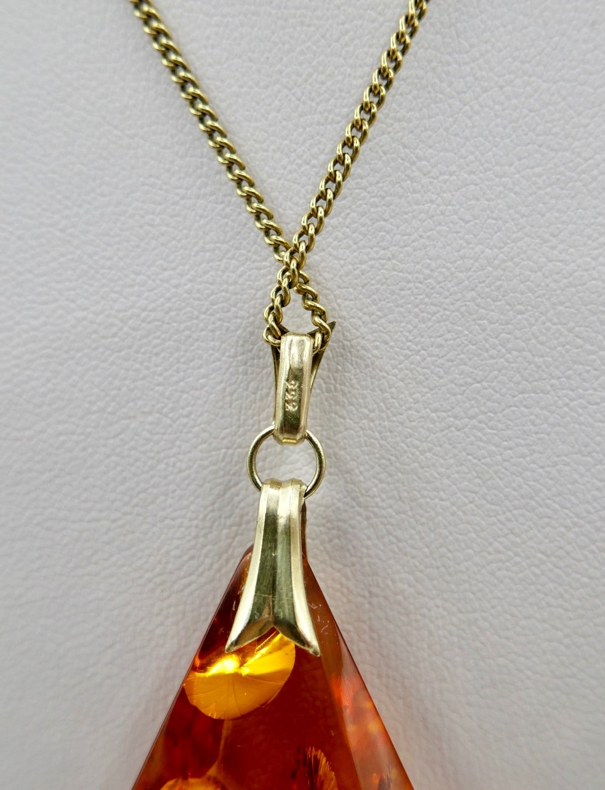 Großer Bernstein Anhänger 333 Gold facettiert Vintage Cognac Ambre Amber