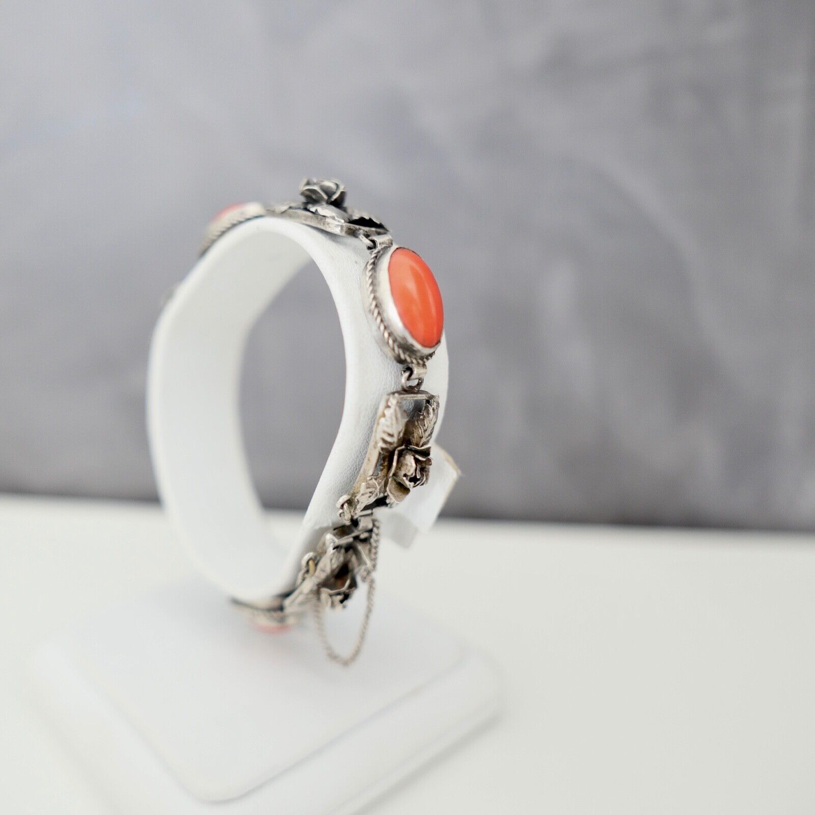 Antikes Korallen Armband coral Bracelet 800 Silber Adler 2 Punze 18 cm Blumen