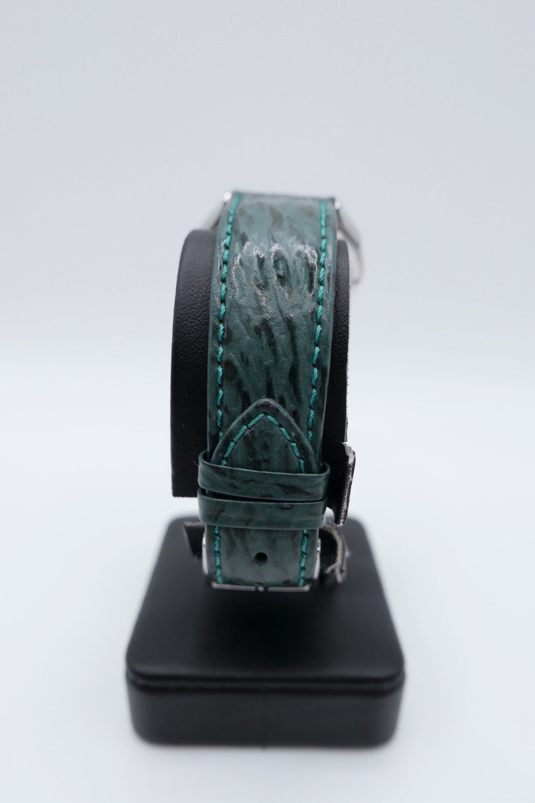 Omega Herrenarmbanduhr Ref. 2637-5 SC Kal. 354 automatischem Hammeraufzug Bumper