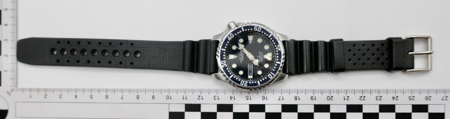 Citizen Promaster 200M Automatic 8203-824393 Taucheruhr deutsch Gummiband NEU