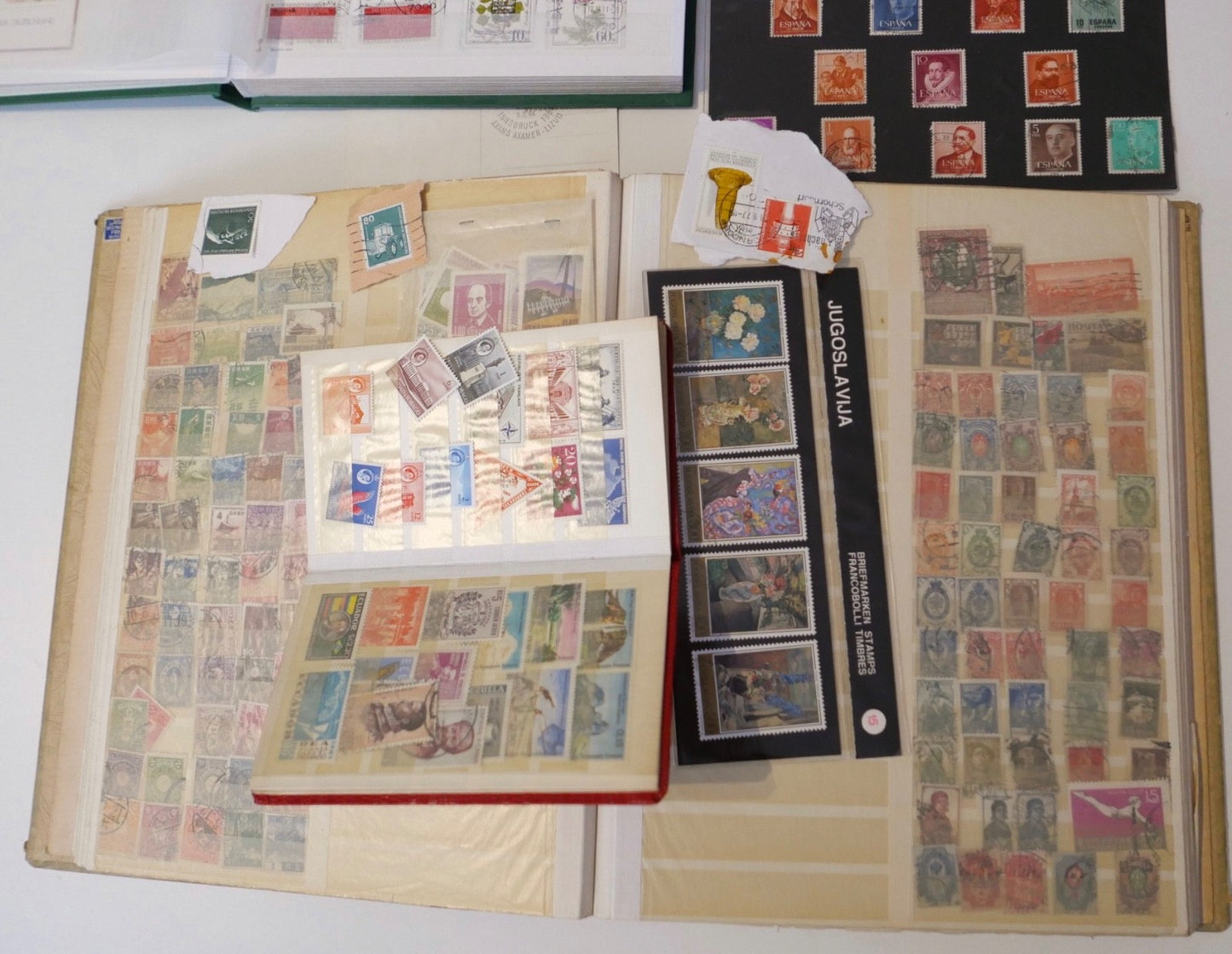 28 Kg Briefmarkennachlass Alben Sammlungen Deutschland Europa Übersee Lose Ware