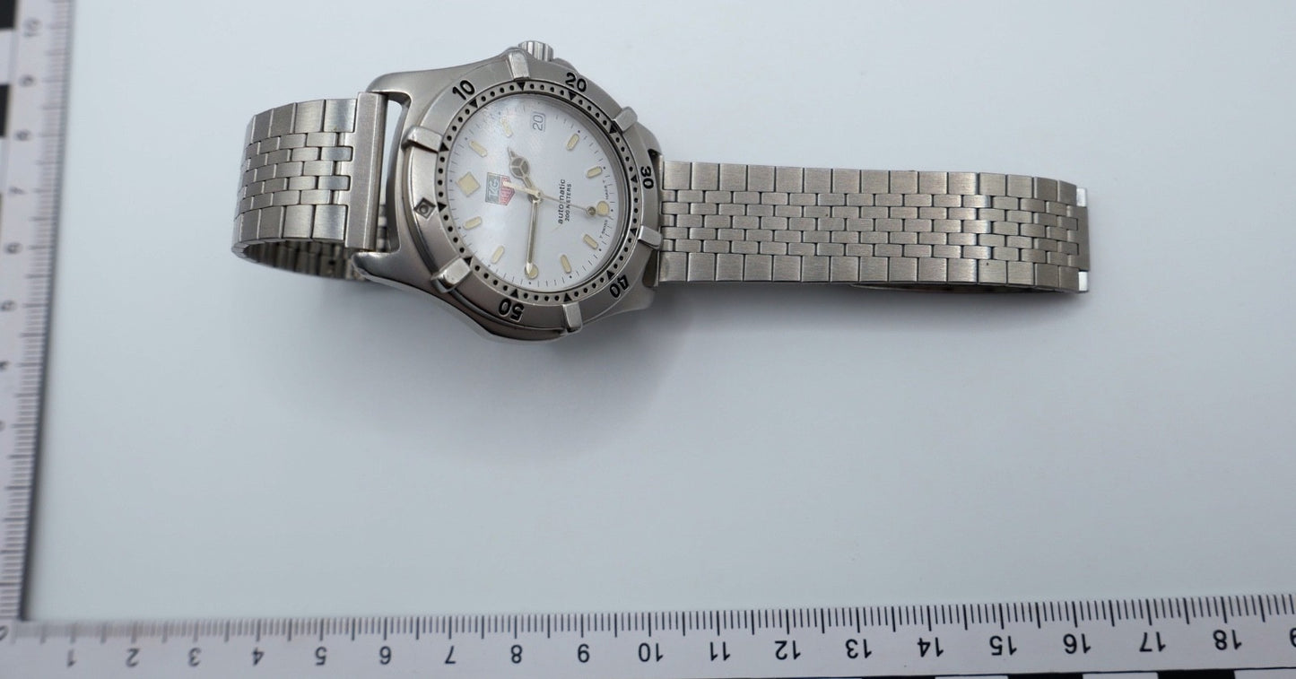 TAG Heuer 2000 Automatik 200m Diver WE2111 ETA 2824-2 Stahl 38mm Armbanduhr