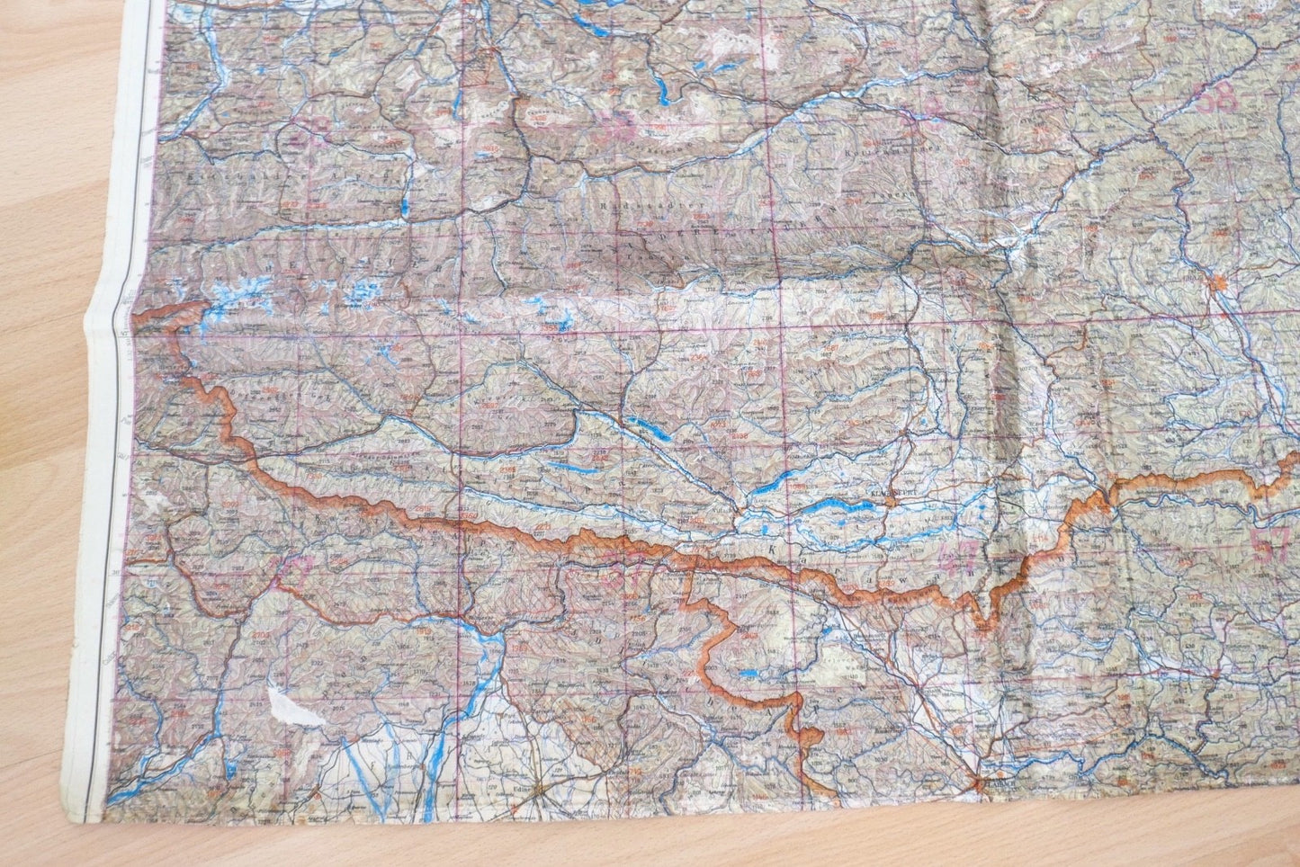 Große Vogels Fliegerkarte M33-SW von 1940 auf Kunstharzfolie 1:500000 M. Europa