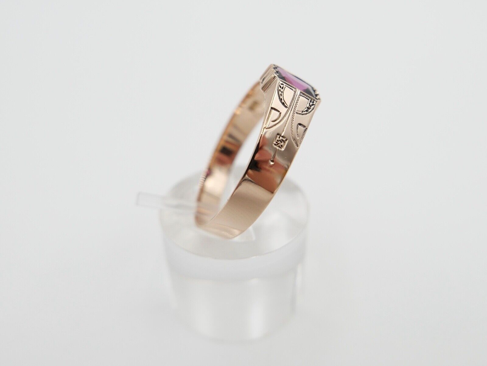 antiker Ring um 1890  handgraviert mit pinkem Granat 585 / 14K Rosegold Gr. 70