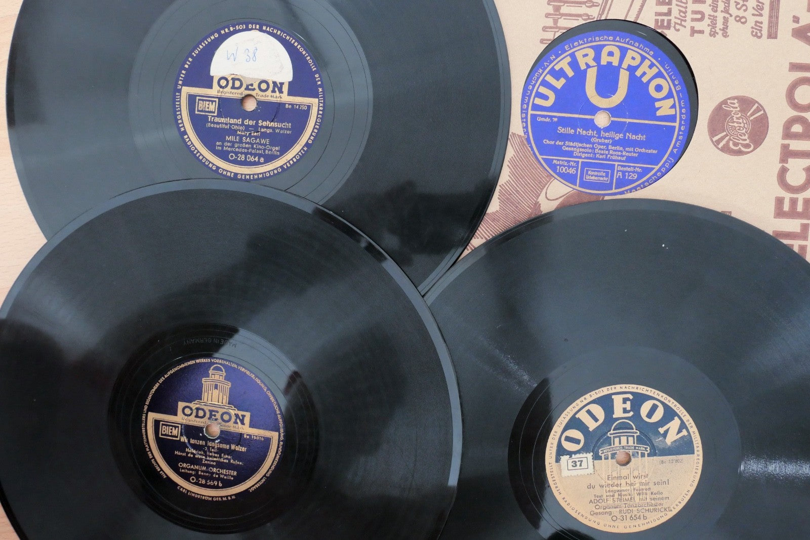 Konvolut Schellackplatten 105 Stk Schlager Operette Weihnacht 25 cm 10" Polydor
