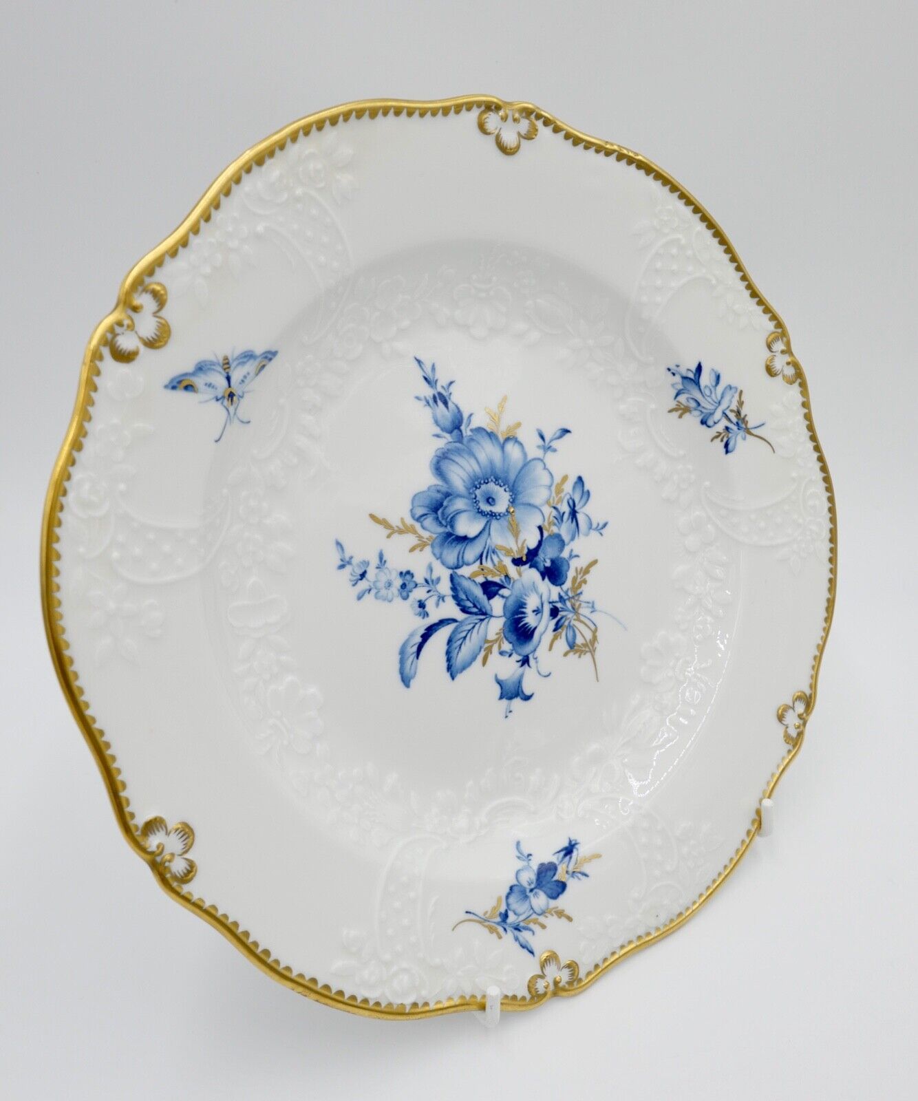 Meissen Porzellan Relief Teller Ø 25cm Goldrand Blumen Schmetterling Blau 3701