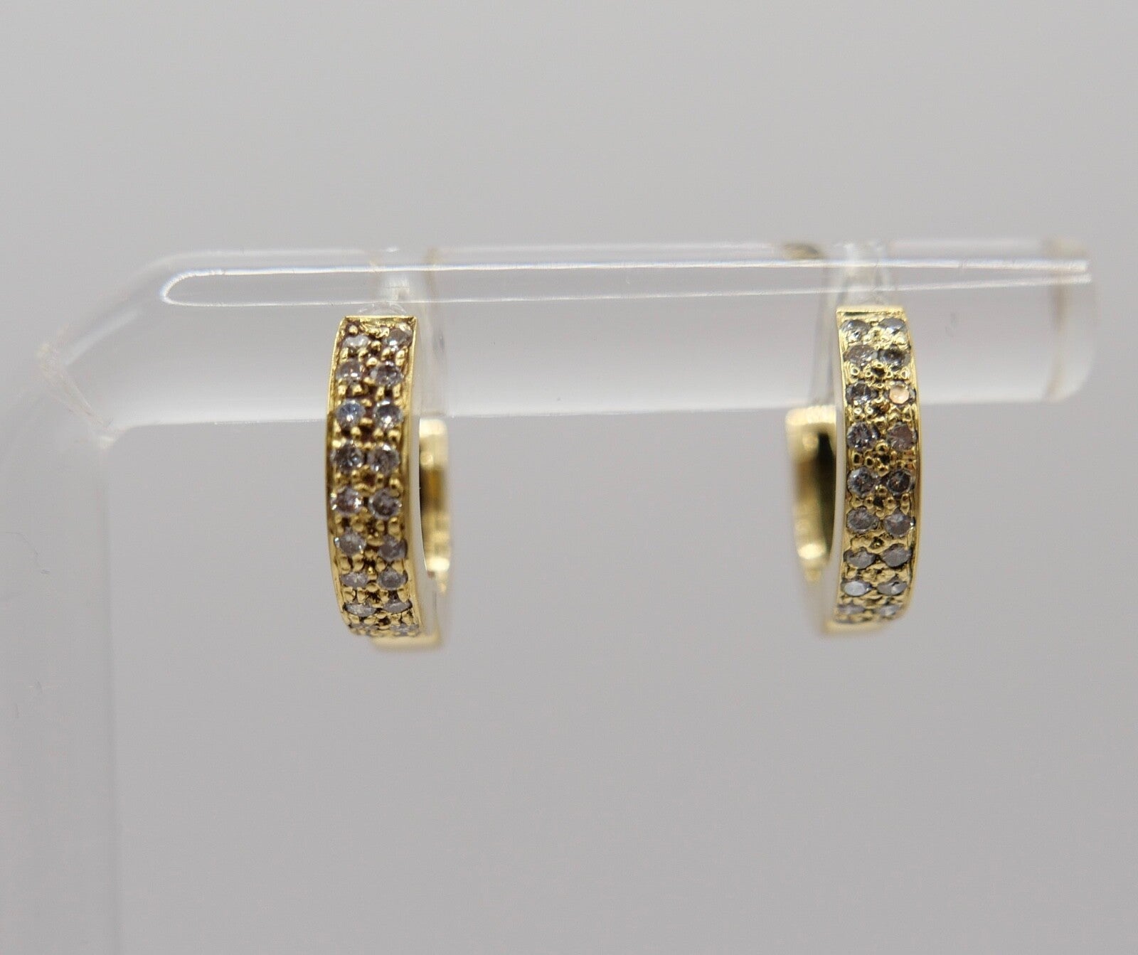 0,4 Ctw Diamant Creolen 750 18K Gelbgold 40 Brillanten besetz Ohrringe 90er