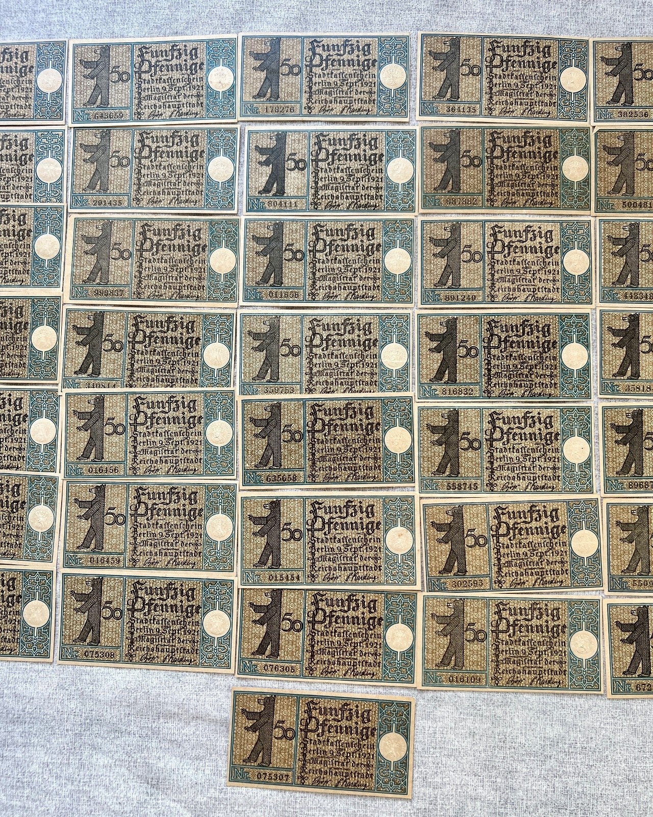 36x 50 Pfennige Geldscheine Banknote Notgeld der Stadt Berlin  UNC Bezirke 1921