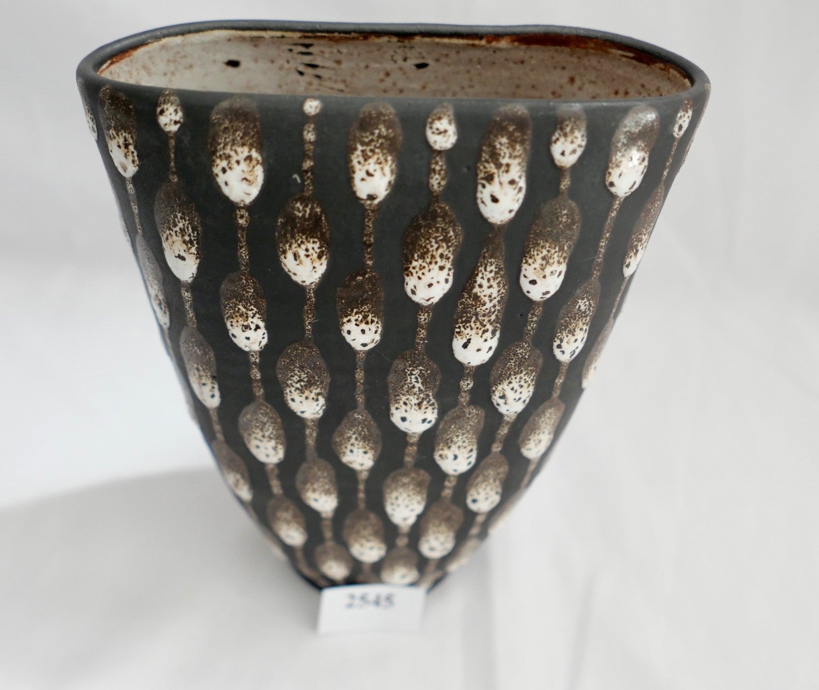 1960er 1970er Keramik Monika Maetzel Blumenvase in schwarz weiß 17 cm Dänemark