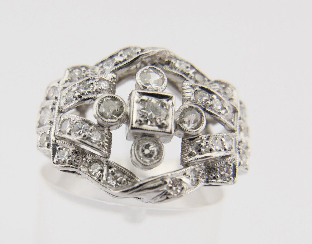 Antiker Jugendstil Platin Ring mit Altschliff Diamanten 0,84 Ct Gr.50 um 1910 