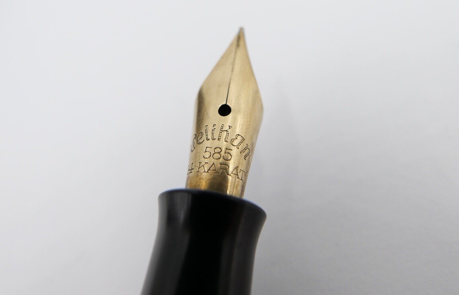 30er PELIKAN 100 Kolbenfüller Füller 585 14Ct Gold Feder grün schwarz gestreift