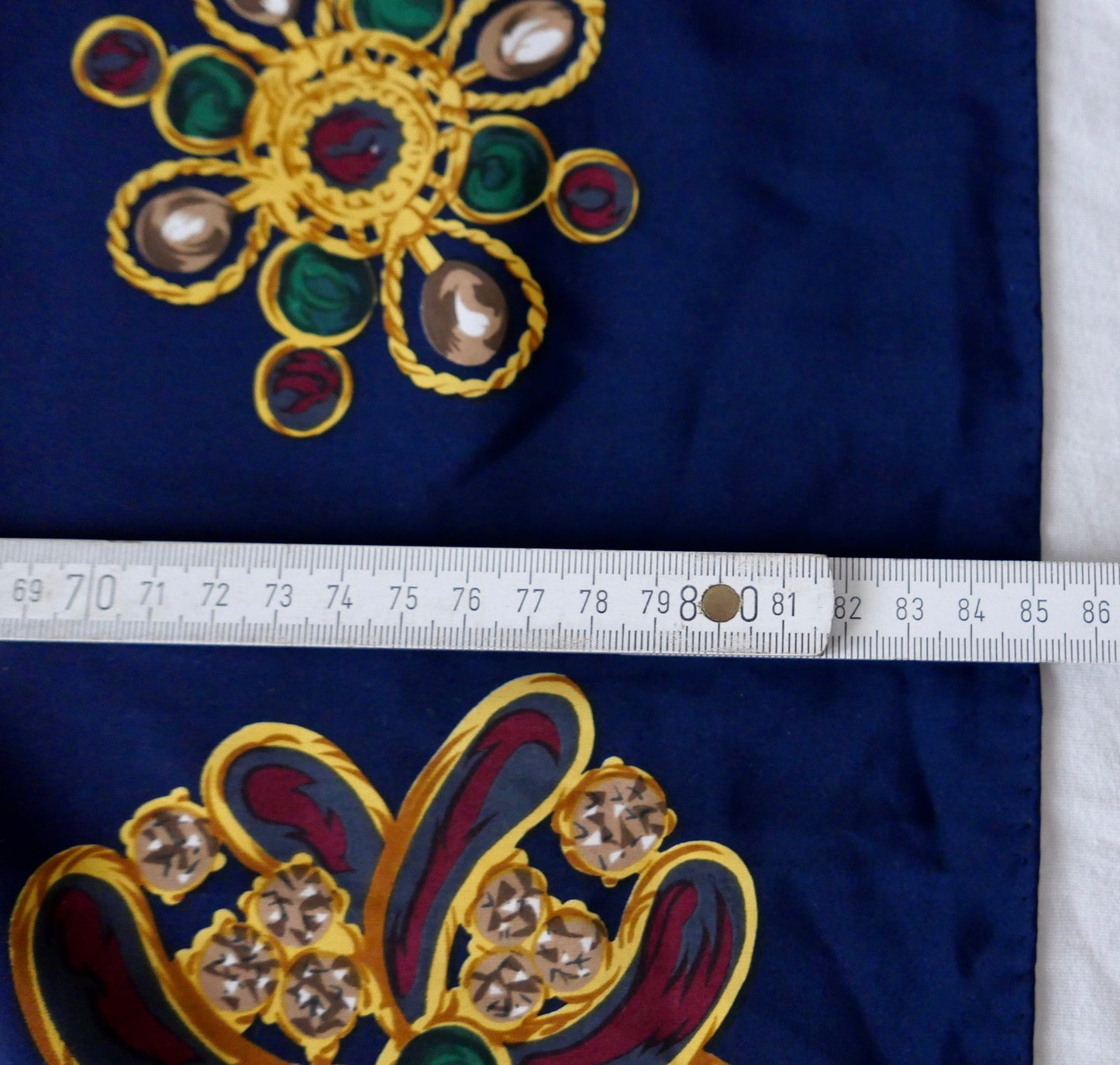 Vintage Chanel Halstuch Tuch Schal Seidenschal 80er  90er Jahre NEUwertig